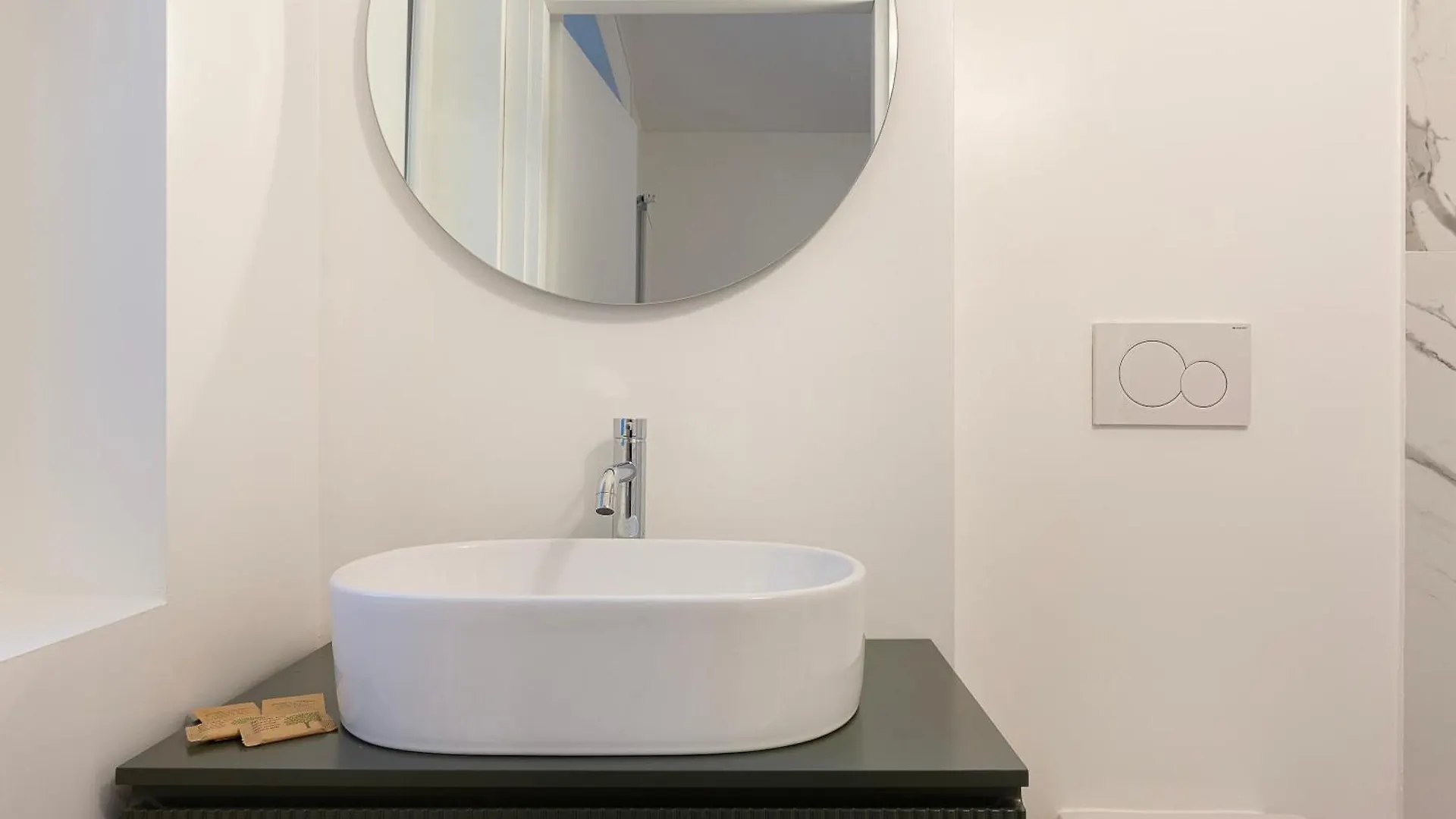Sansiro Luxury-10M Stadium Apartment Milan 0*,