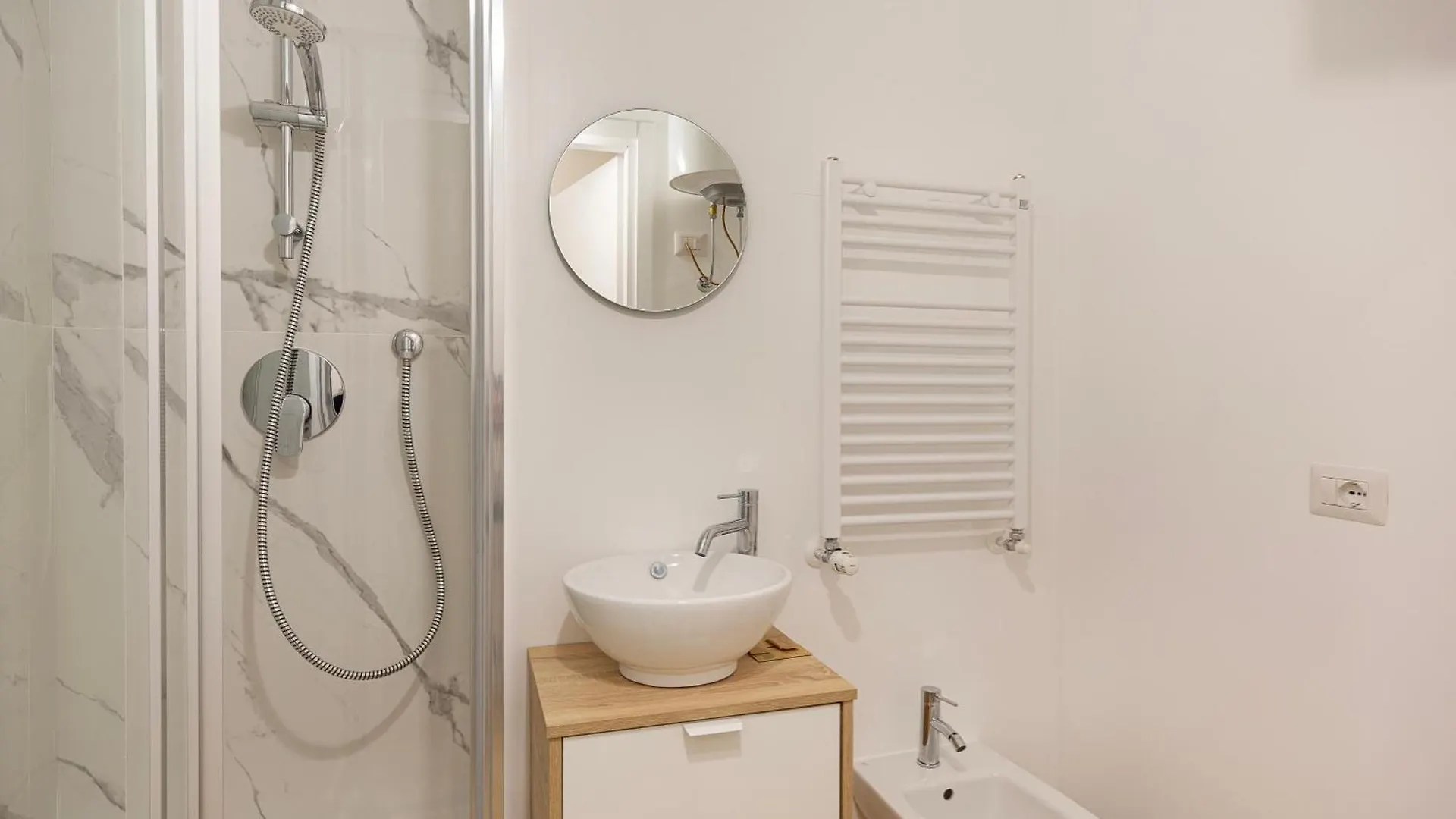 Sansiro Luxury-10M Stadium Apartment Milan