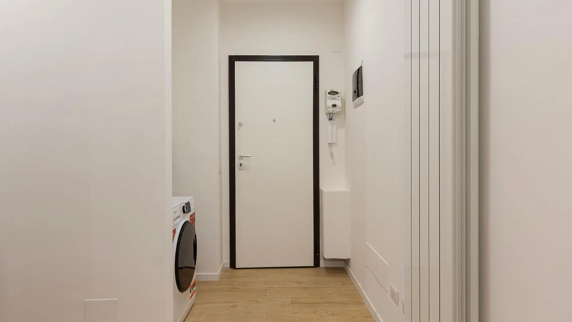 Sansiro Luxury-10M Stadium Apartment Milan
