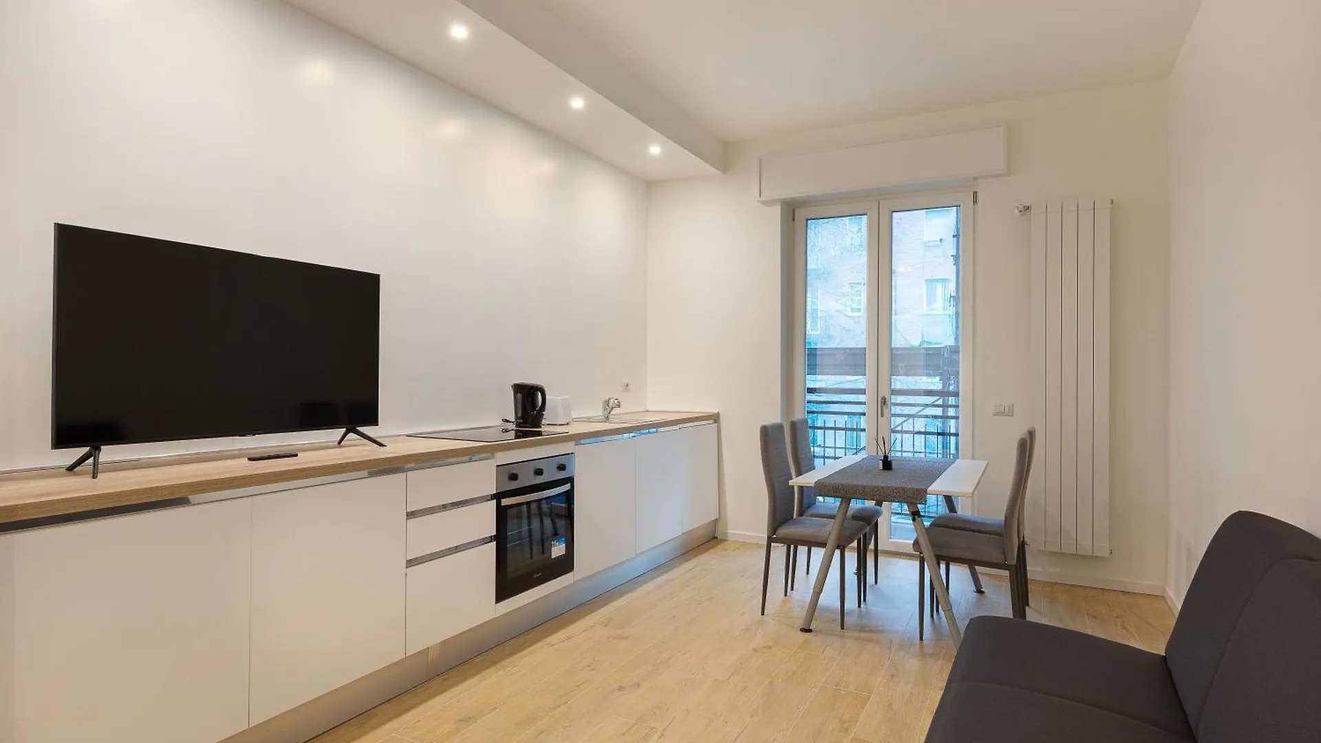 Sansiro Luxury-10M Stadium Apartment Milan