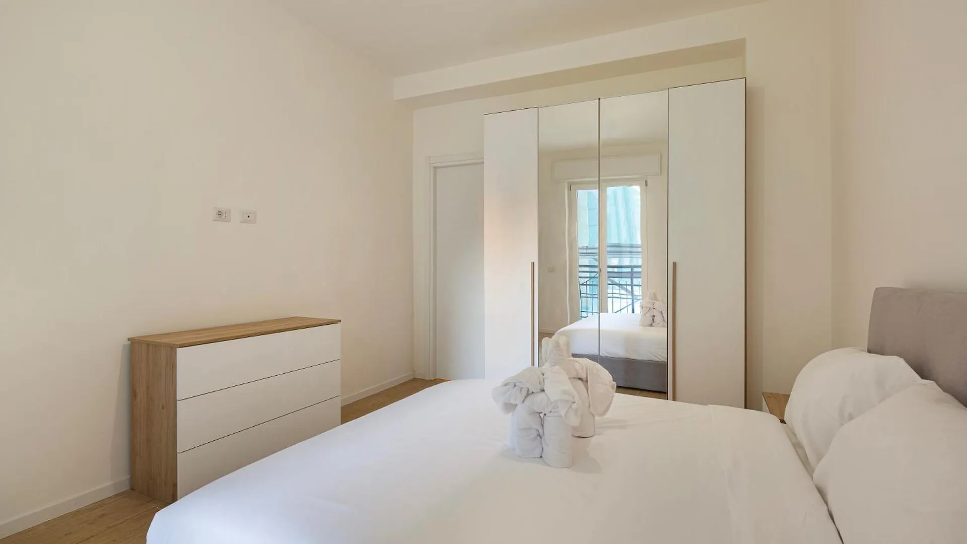 Sansiro Luxury-10M Stadium Apartment Milan 0*,  Italy